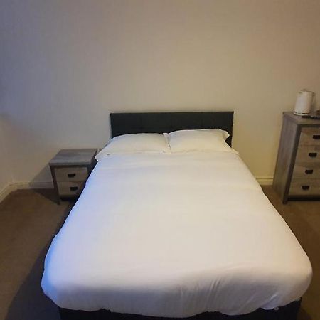 Apartment In Central Wakefield 웨이크필드 외부 사진