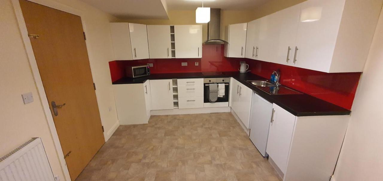 Apartment In Central Wakefield 웨이크필드 외부 사진