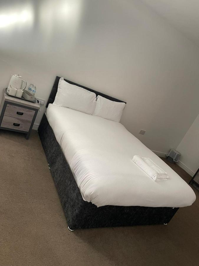Apartment In Central Wakefield 웨이크필드 외부 사진
